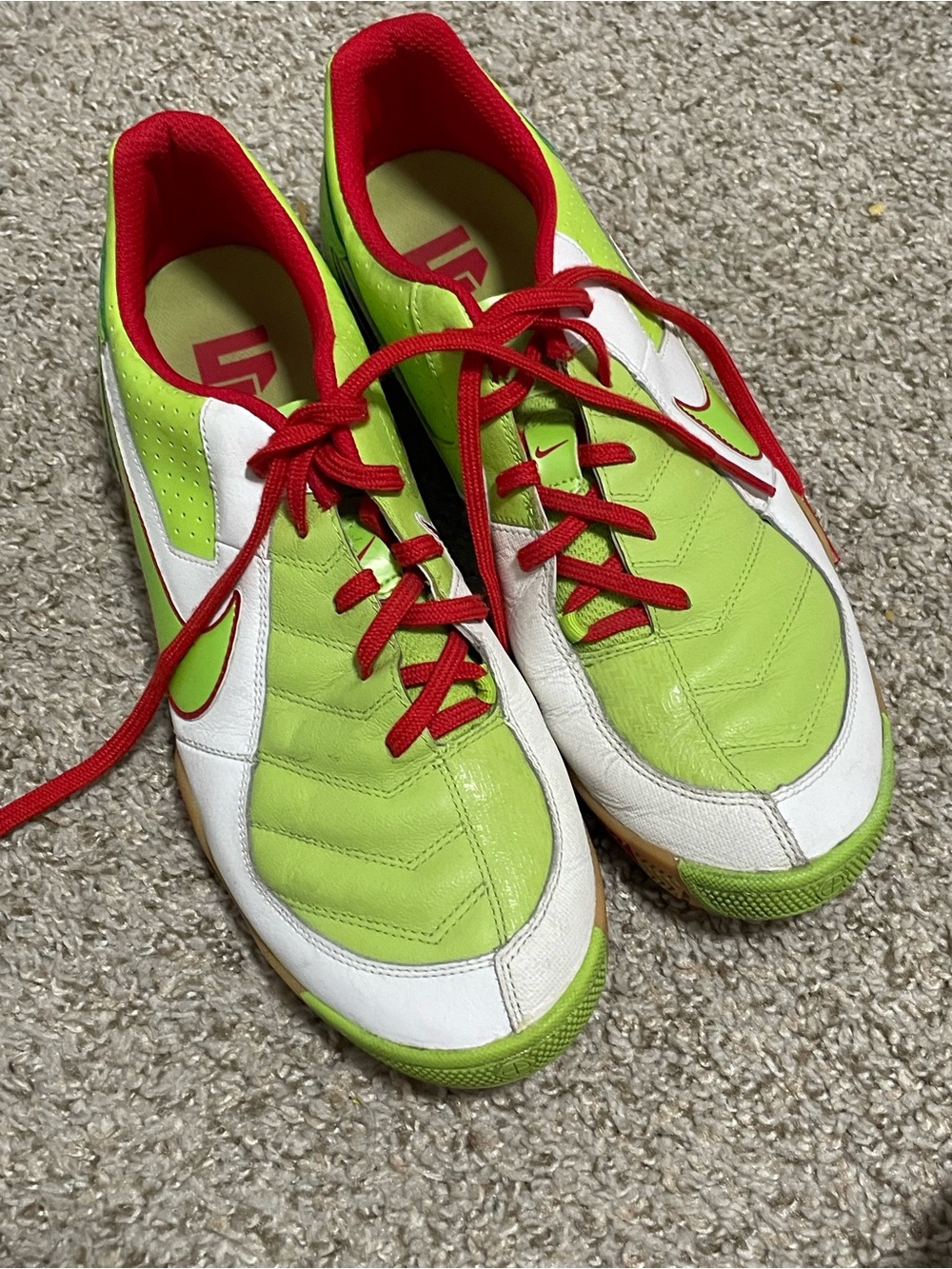 Nike Mens 11 Lime Green and red, Fusball indoor soccer shoes